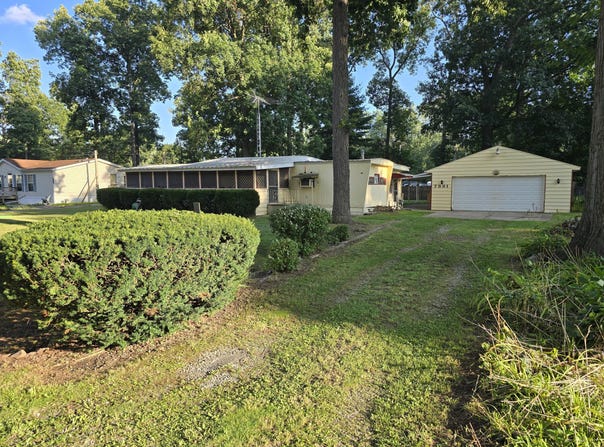 7991 Ivan Drive, Parma, MI 49269
