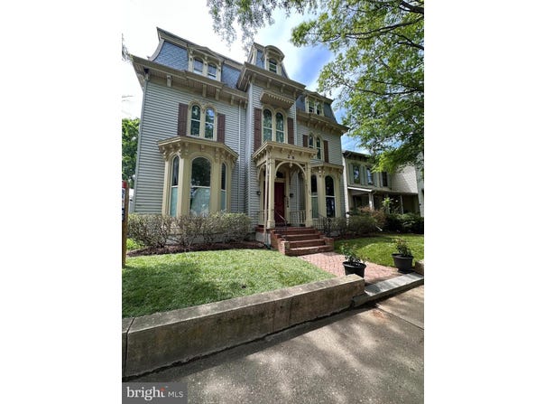 26 S STATE Street, DOVER, DE 19901