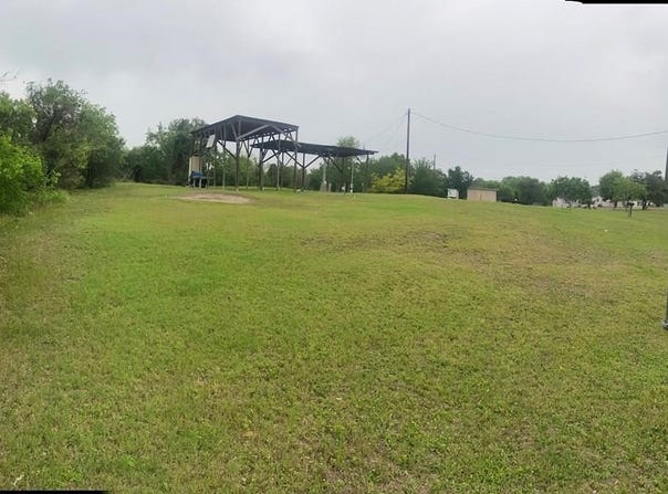 908 Power, Refugio, TX 78377