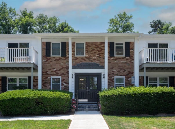 260 Waverly Avenue, Patchogue, NY 11772
