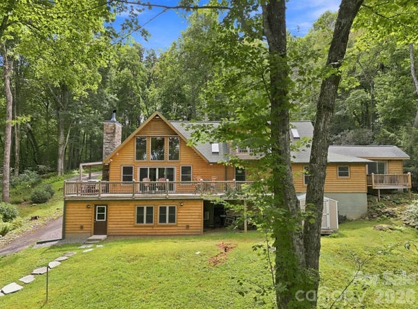 1055 Winter Star Loop, Burnsville, NC 28714