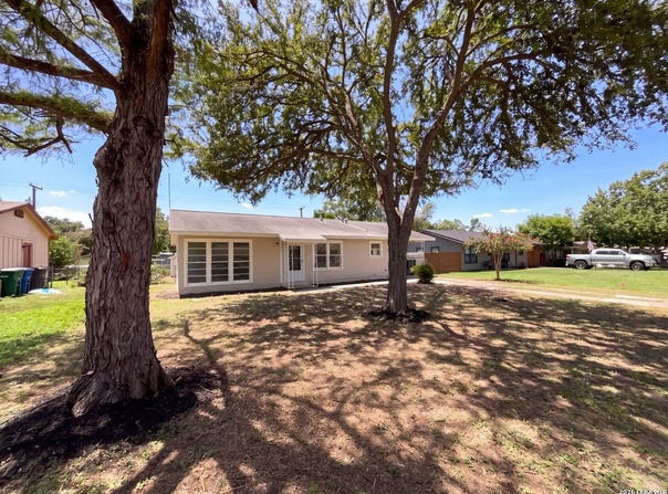 318 NASH BLVD, San Antonio, TX 78223
