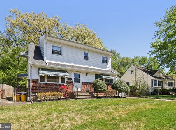 61 WICKOM Avenue, HAMILTON, NJ 08690