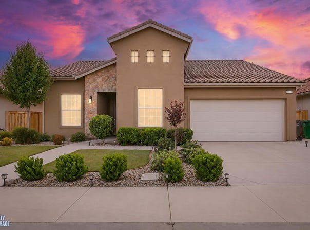 3317 Whispering Forest Lane, Shafter, CA 93263
