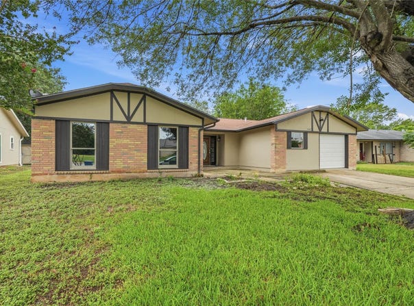5342 Binz Engleman Rd, San Antonio, TX 78219