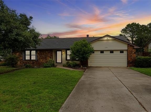 1809 S 84th E Avenue, Tulsa, OK 74112