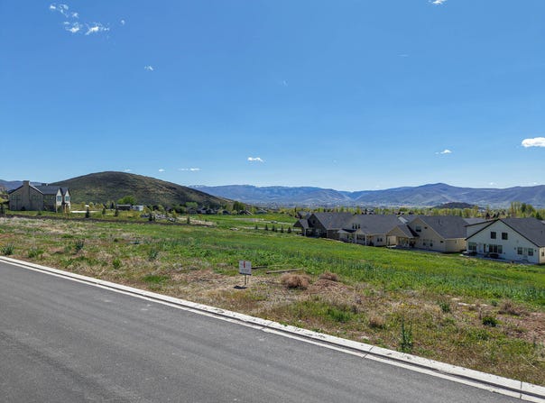 1615 N CAMBRIDGE Dr, Midway, UT 84049