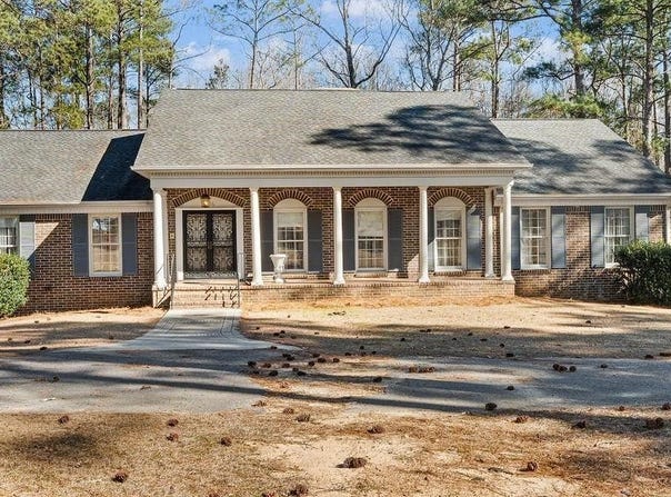 1306 LAY DAM ROAD, CLANTON, AL 35045