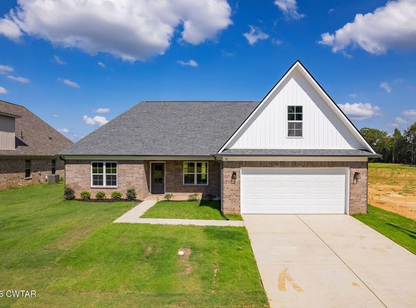 18 Cecellia Cove, Jackson, TN 38305