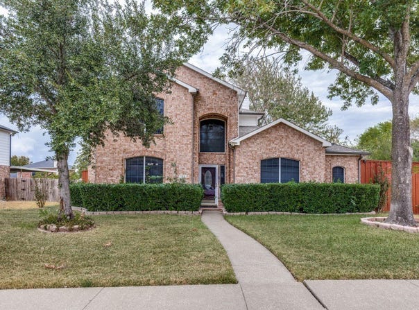 702 Garnet Drive, Mesquite, TX 75149
