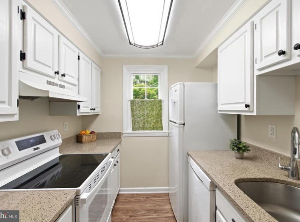704 S ARLINGTON MILL Drive, ARLINGTON, VA 22204