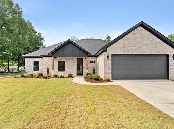 203 Apollo Way, Haskell, AR 72015