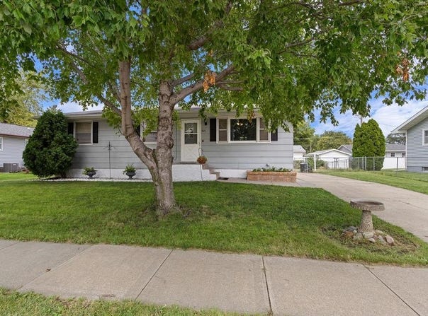 1671 44th Avenue, Columbus, NE 68601