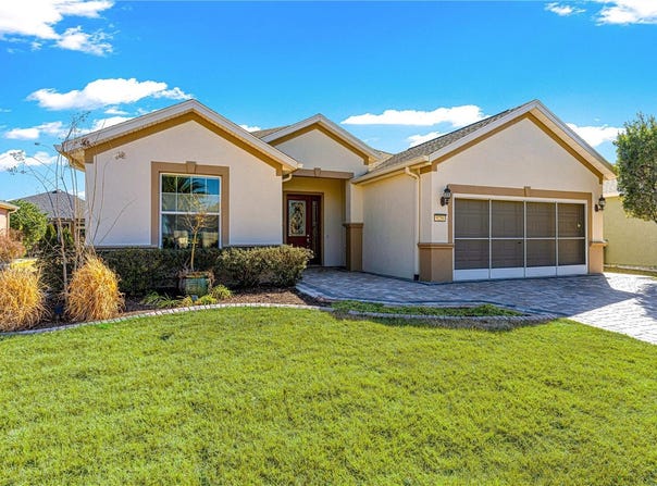 9256 SW 66TH Loop, OCALA, FL 34481