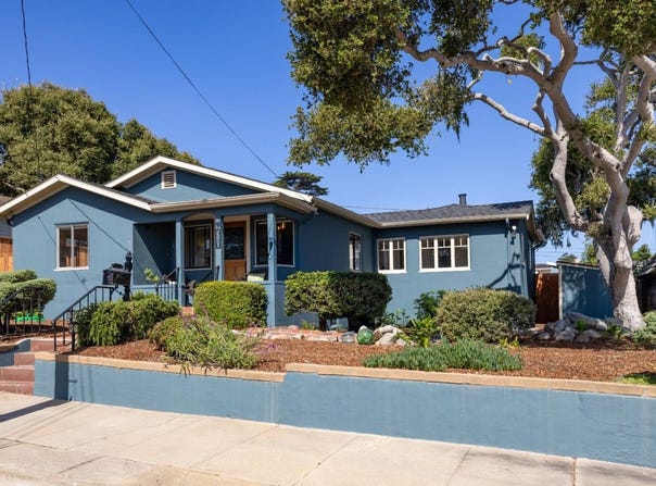 310 Cypress AVE, PACIFIC GROVE, CA 93950