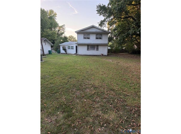 418 ELM Street, Waverly, VA 23890