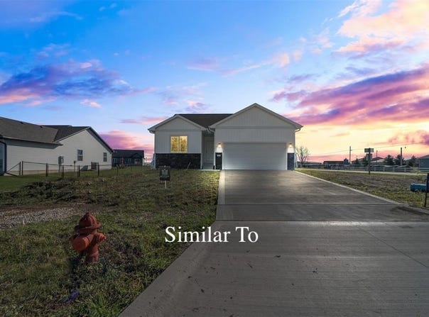 1611 Stuart Court, Stuart, IA 50250