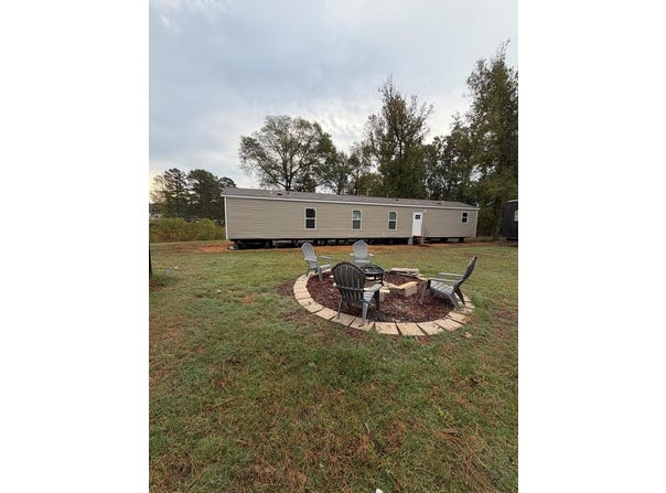 202 Hamlin, Bloomburg, TX 75556