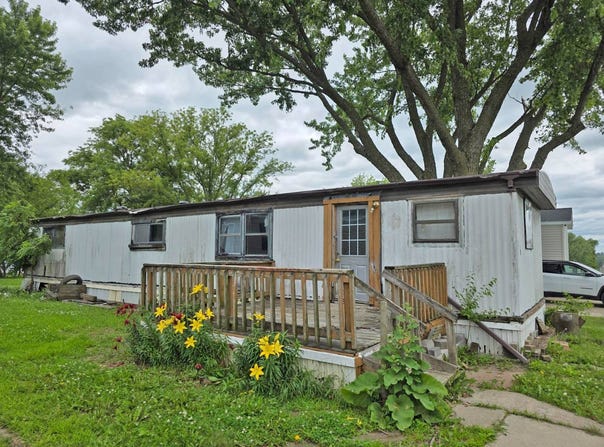 2404 N 8th St, Red Oak, IA 51566