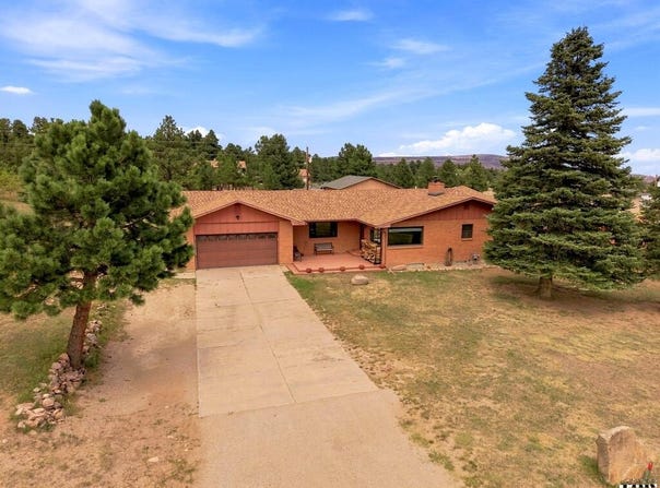 8087 Oak Dr, Rye, CO 81069