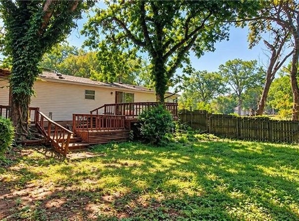 100 S Dittman Street, Frontenac, KS 66763