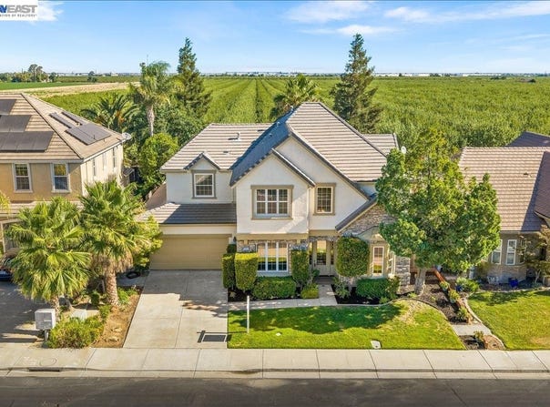 1461 Biarritz St, Tracy, CA 95304