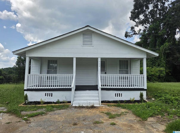 766 1ST STREET, GRAYSVILLE, AL 35073