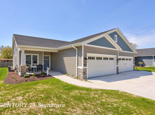 4086 Woodburn Court, Saginaw, MI 48603