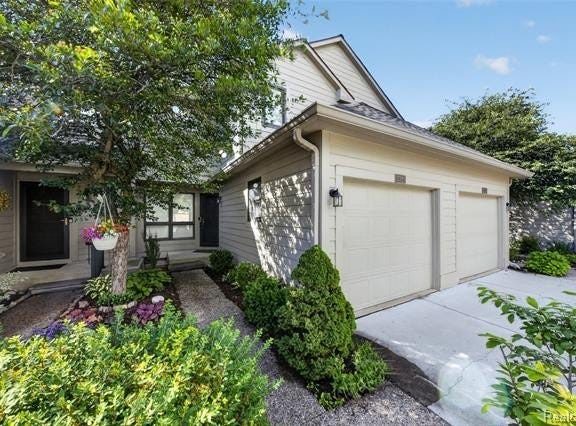3320 Breckland Court, Pittsfield Twp, MI 48108