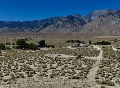 Shop St, Olancha, CA 93549