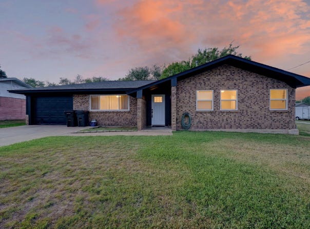 708 E High Street, Wills Point, TX 75169