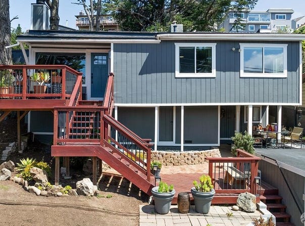 377 Beaumont Boulevard, Pacifica, CA 94044