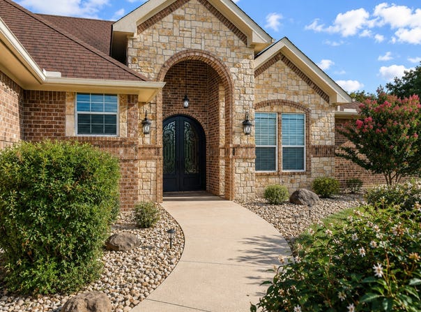 16900 County Road 706, Leonard, TX 75452
