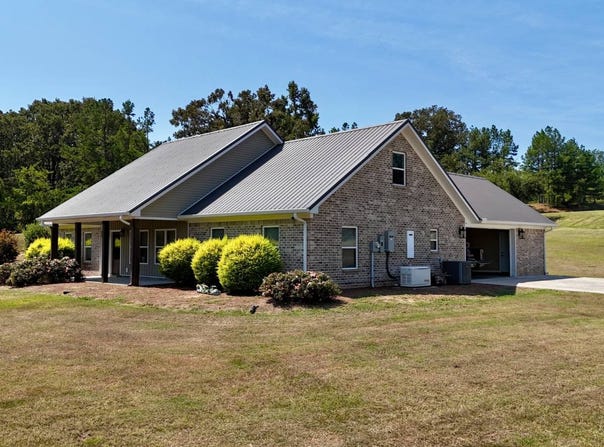 5467 MS Highway 35, Holcomb, MS 38940