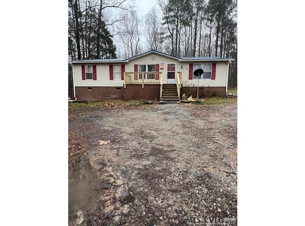 3836 Old Poole Rd, Alberta, VA 23821
