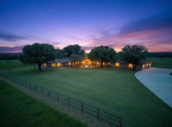 3601 W Fm 4, Cleburne, TX 76033