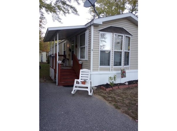 5 Locust Drive, Norway, ME 04268