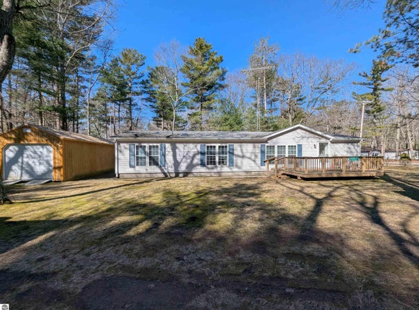 5150 E Michigan Avenue, Au Gres, MI 48703