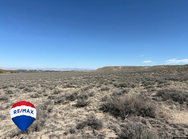 Paradise Valley Rd, Riverton, WY 82501-0000