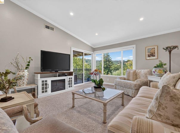 2608 Saklan Indian Drive, Walnut Creek, CA 94595
