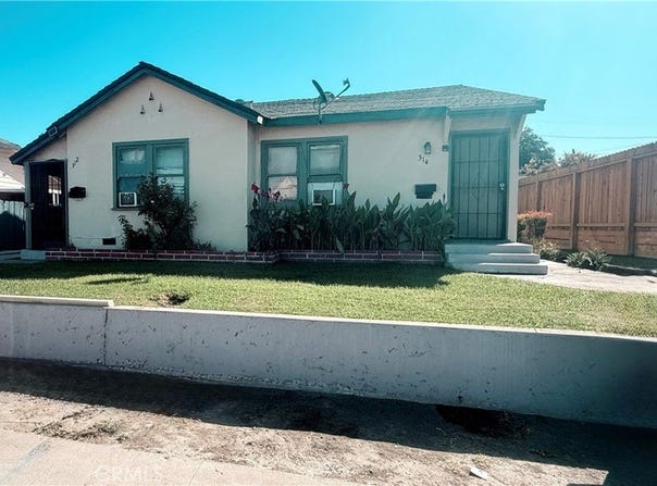 308 Chester, Bakersfield, CA 93301
