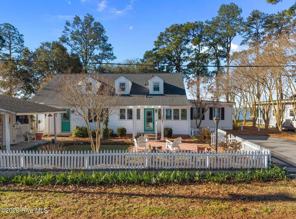 1339 Bayview Road, Bath, NC 27808