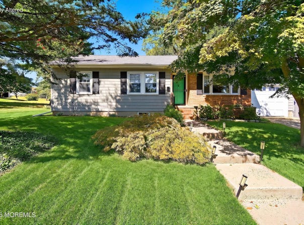 2247 Newark Avenue, Manasquan, NJ 08736