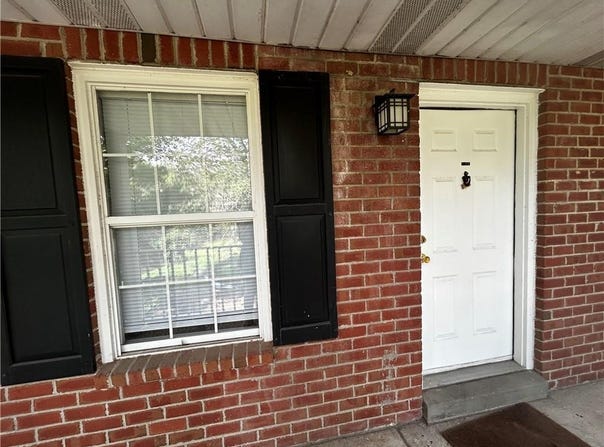 156 E UNIVERSITY Drive, AUBURN, AL 36832