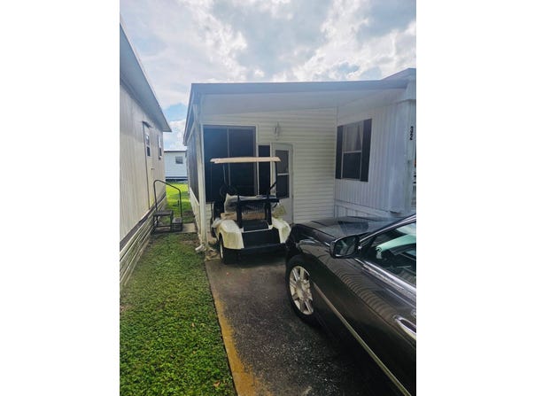 37844 Capecod Dr, ZEPHYRHIL Ls, FL 33542