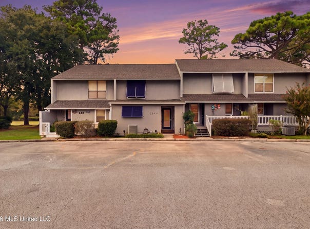 234 Highpoint Drive, Diamondhead, MS 39525