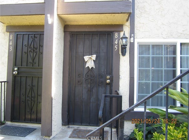 845 N Junipero Drive, Duarte, CA 91010