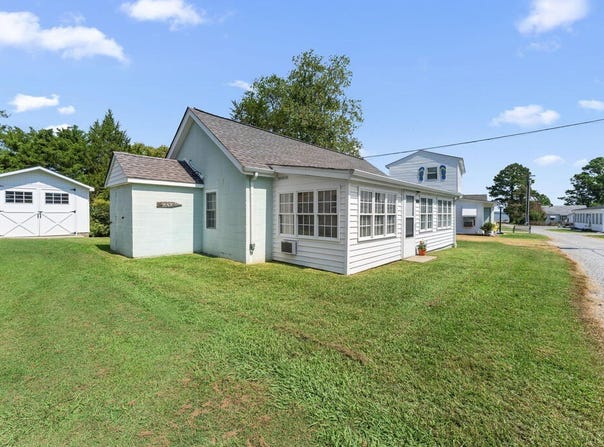 205 Rappahannock Drive, DUNNSVILLE, VA 22454