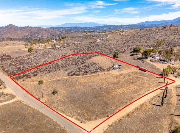 San Ignacio Road, Sage, CA 92544