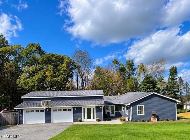 112 Popish Road, Portage, PA 15946